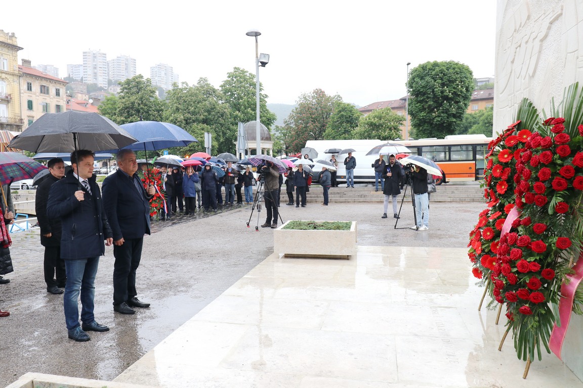 Polaganje-vijenaca-na-Dan-pobjede-nad-fašizmom-2 Polaganje-vijenaca-na-Dan-pobjede-nad-fašizmom-2