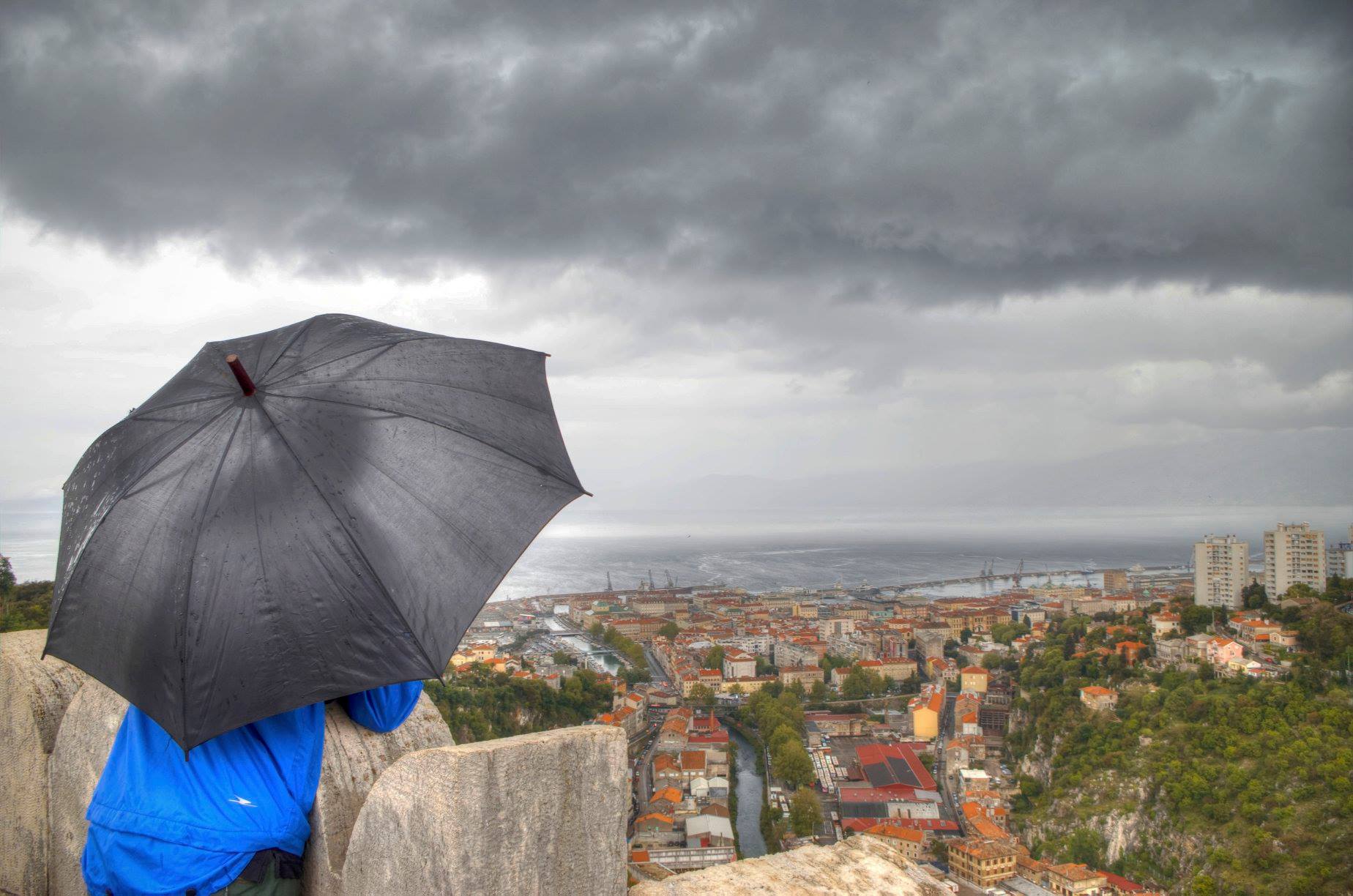 vrijeme rijeka karlo dabo kišobran vrijeme rijeka karlo dabo kišobran