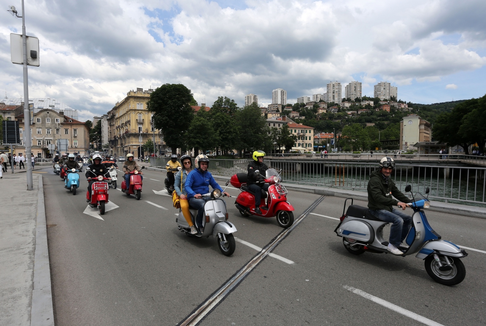 8. susret Vespa kluba Rijeka 8. susret Vespa kluba Rijeka