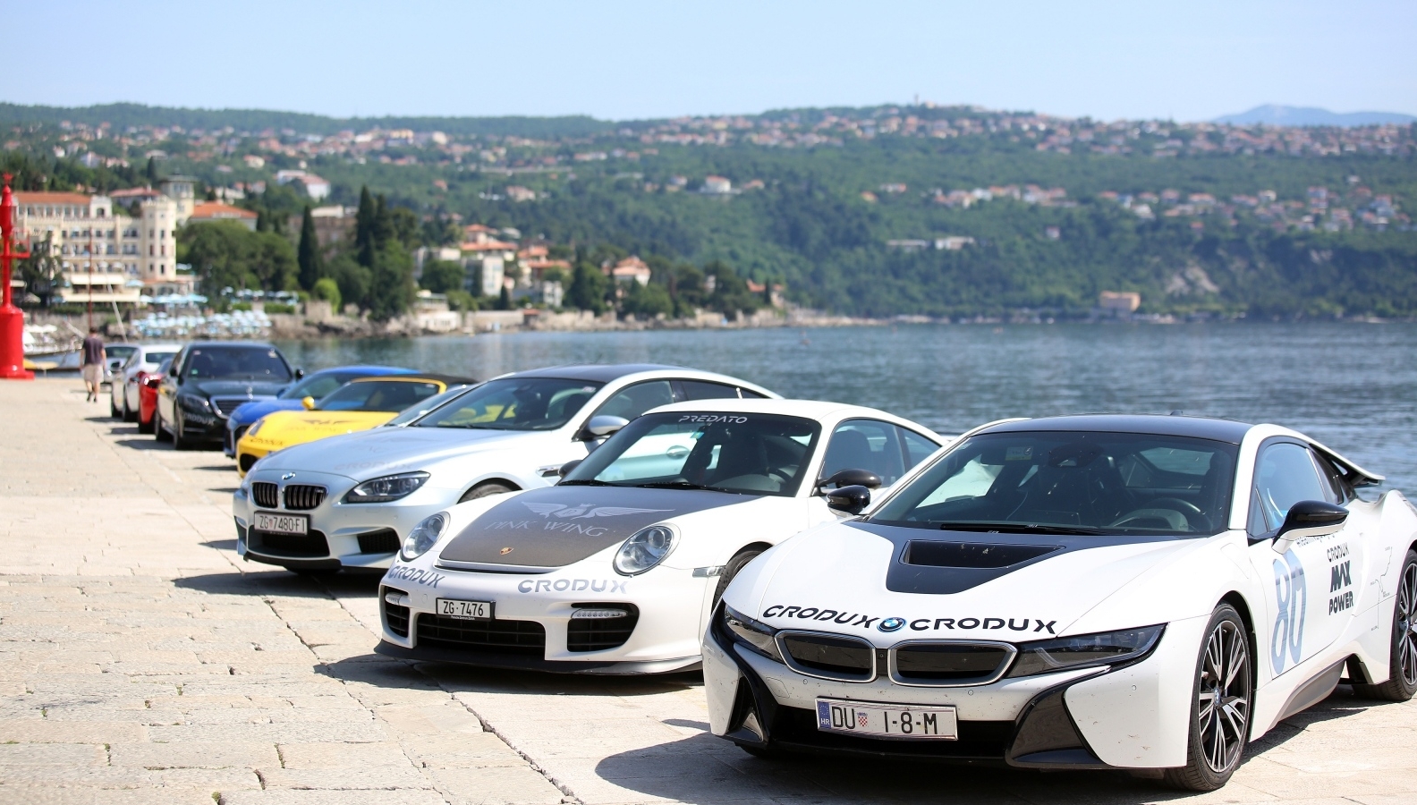 Pink Wing karavana supersportskih automobila zastala u Opatiji