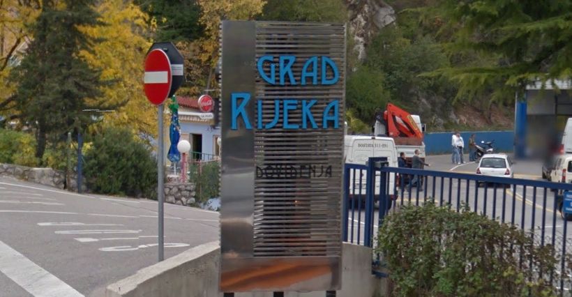 prometni natpis – grad rijeka prometni natpis – grad rijeka