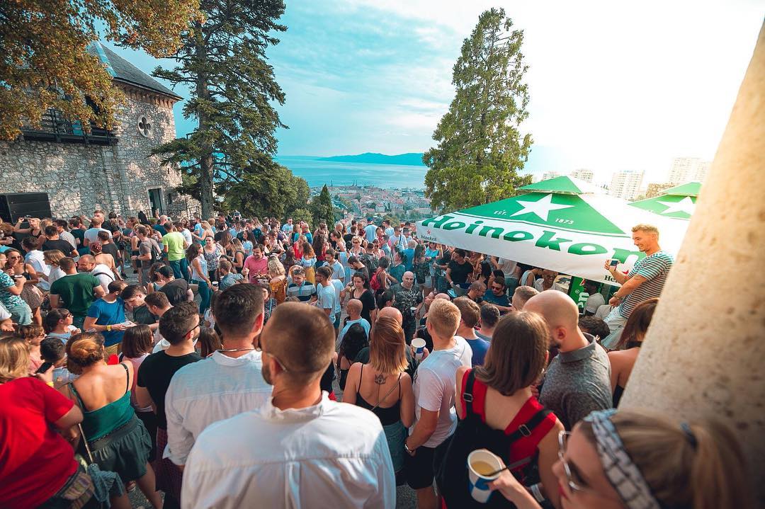 party trsatska gradina