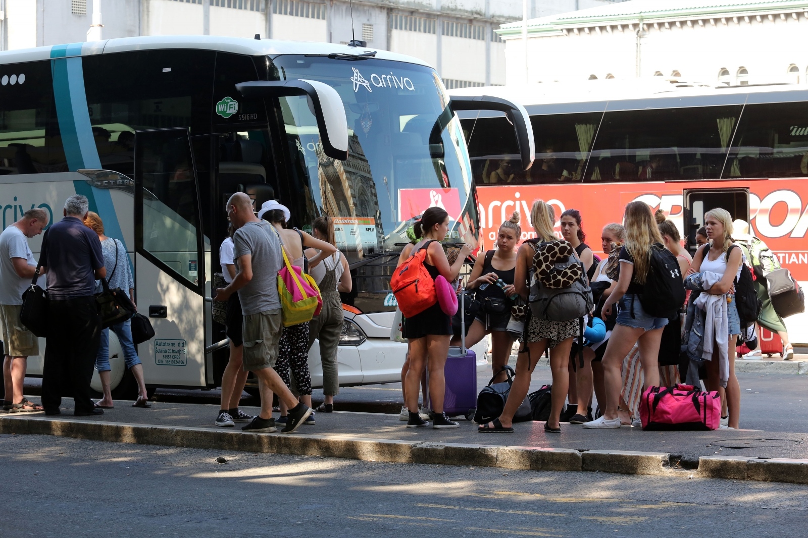 Mnogobrojni putnici na Autobusnom kolodvoru u Rijeci