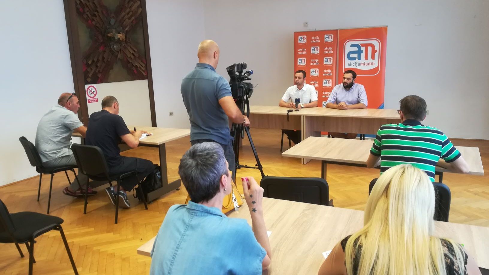 akcija mladih tiskovna akcija mladih tiskovna
