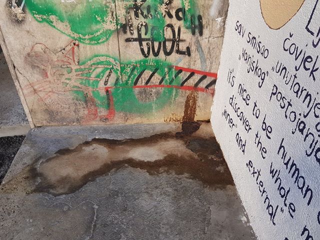 kružna ulica smrad