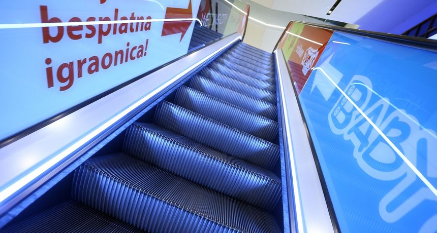 pokretne-stepenice-slavko midžor pixsell pokretne-stepenice-slavko midžor pixsell