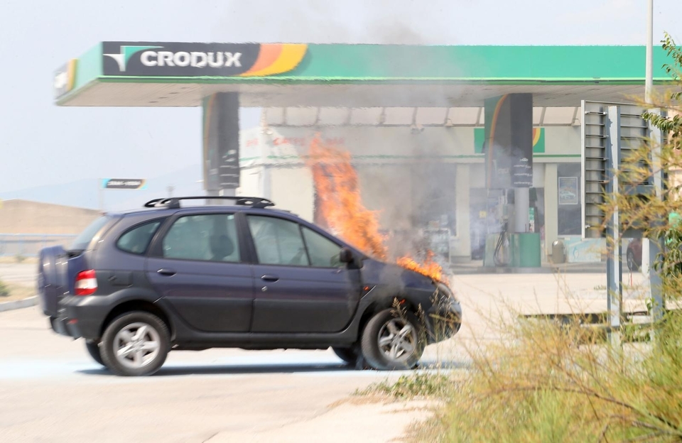 požar auto split4 požar auto split4