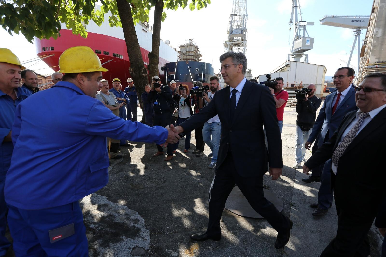 Rijeka: Andrej Plenković sastao se sa direktorom brodogradilista i radnicima brodogradilista 3. maj