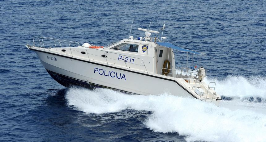 pomorska policija brod hrvoje jelavić pixsell