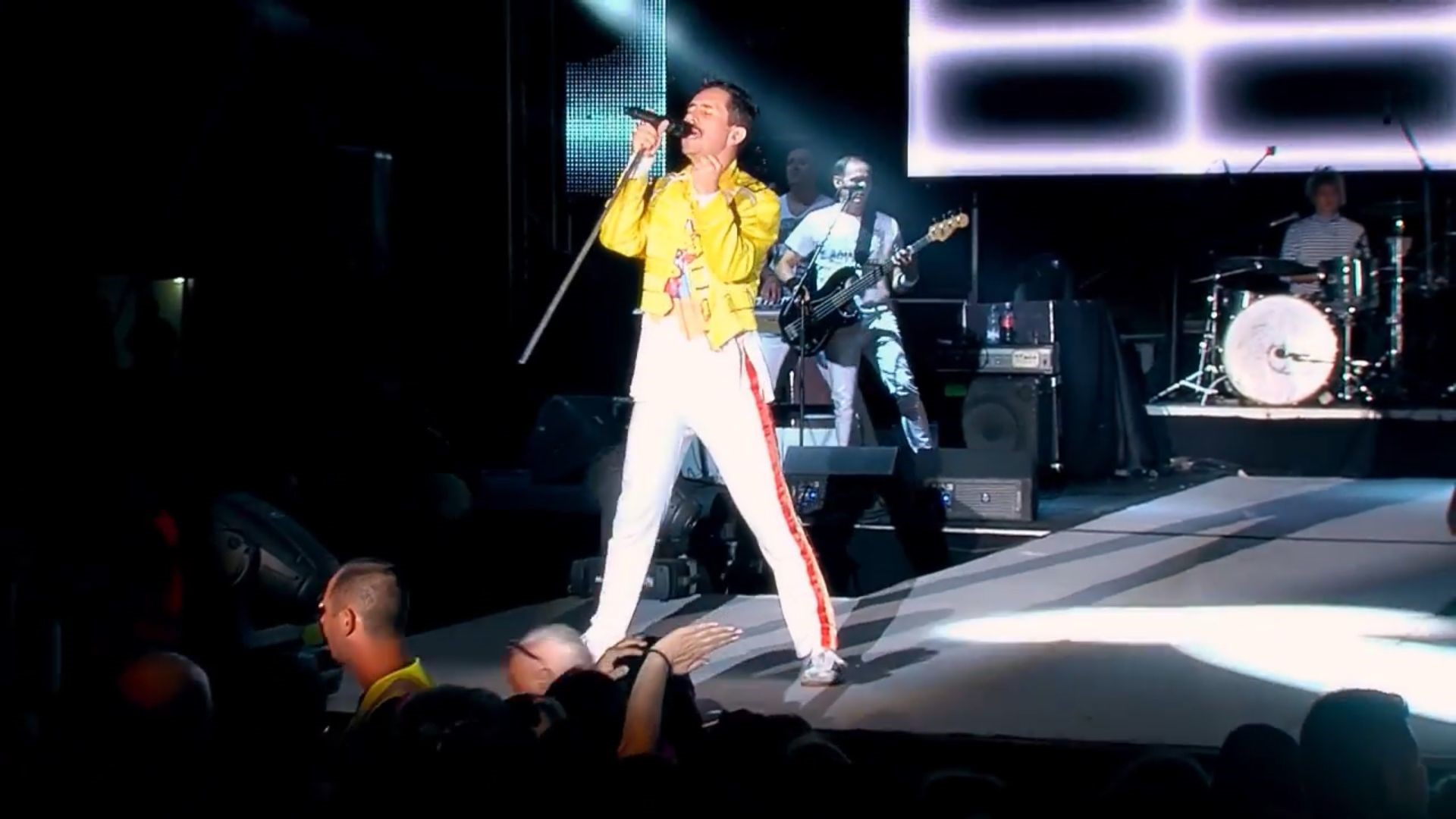 queen real tribute video queen real tribute video