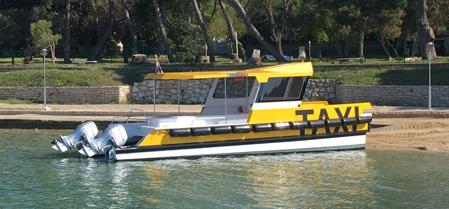 taxi boat111 taxi boat111