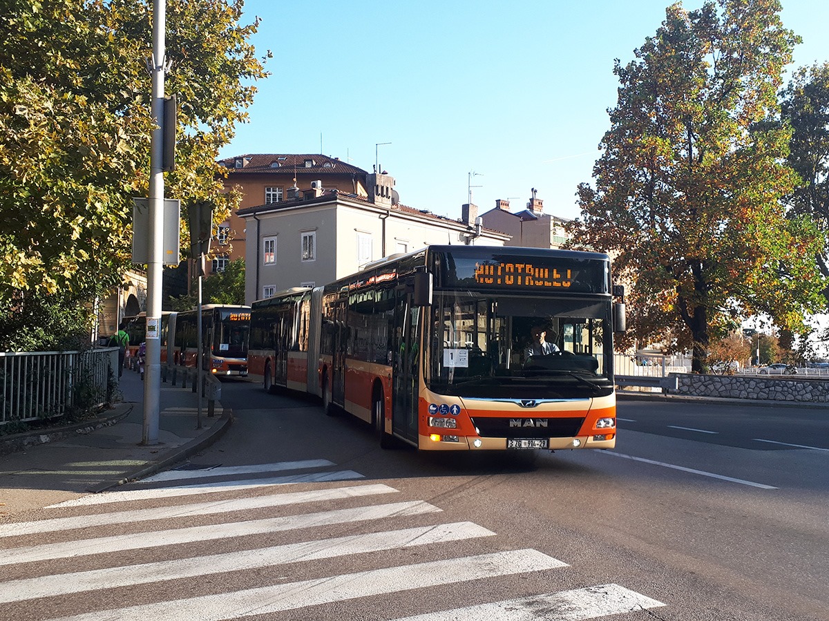 autobus zglobni1 autobus zglobni1