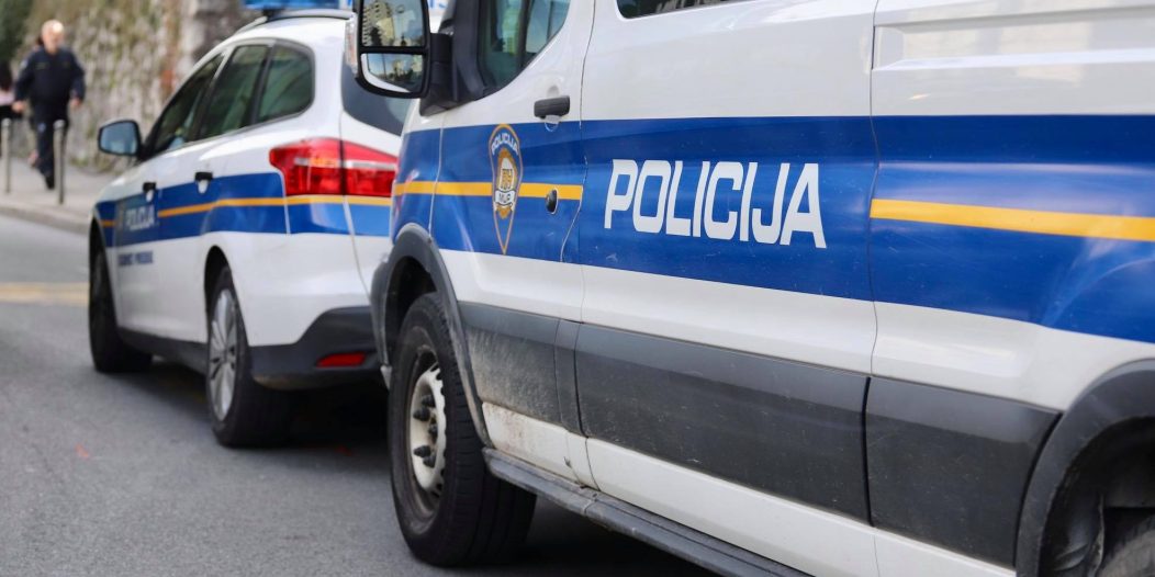 policija auto rijeka2 riječanin policija auto rijeka2 riječanin