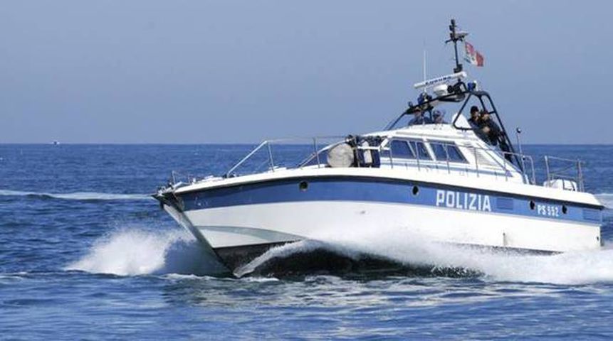 polizia-di-stato-in-mare-arhiva