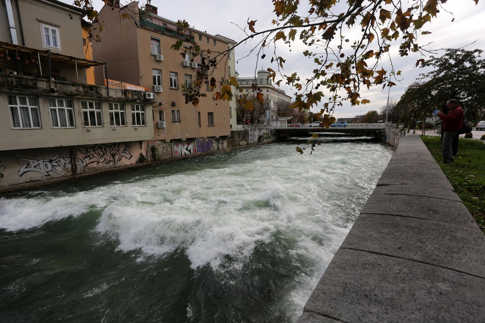 Nabujala rijeka Riječina Nabujala rijeka Riječina