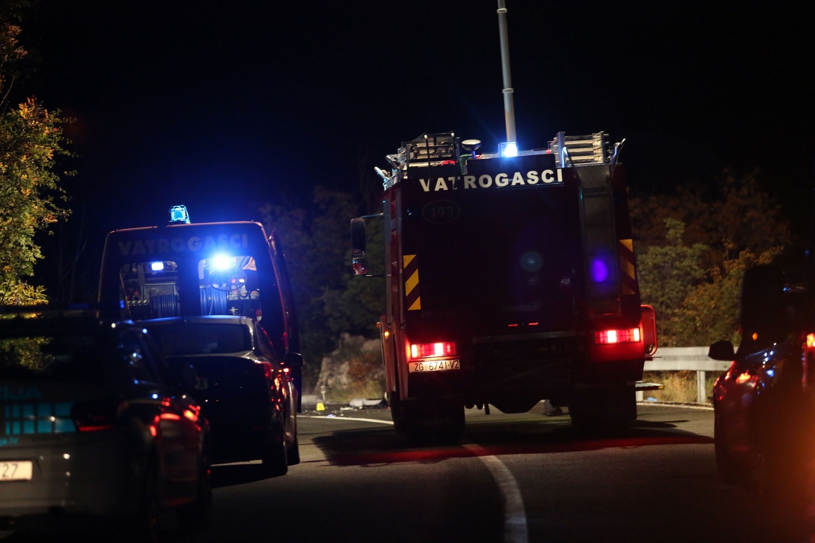 Više ozlijeđenih u sudaru dva osobna vozila na ulazu u Novi Vinodolski Više ozlijeđenih u sudaru dva osobna vozila na ulazu u Novi Vinodolski