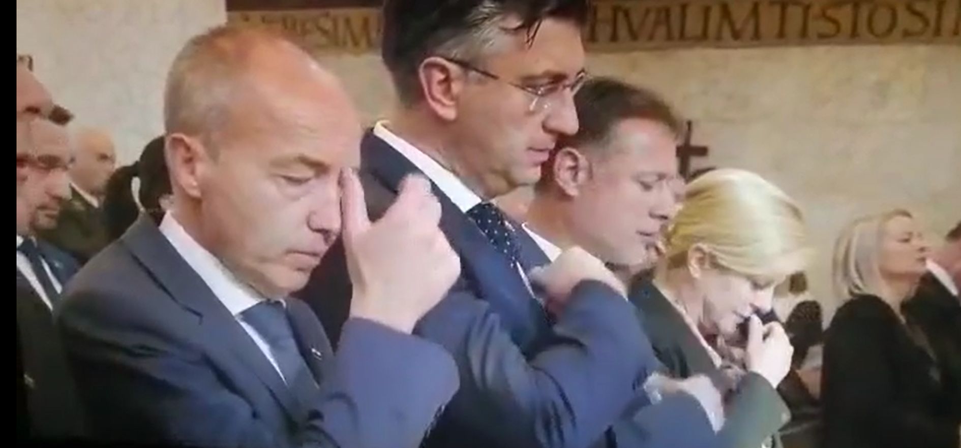ministar križanje