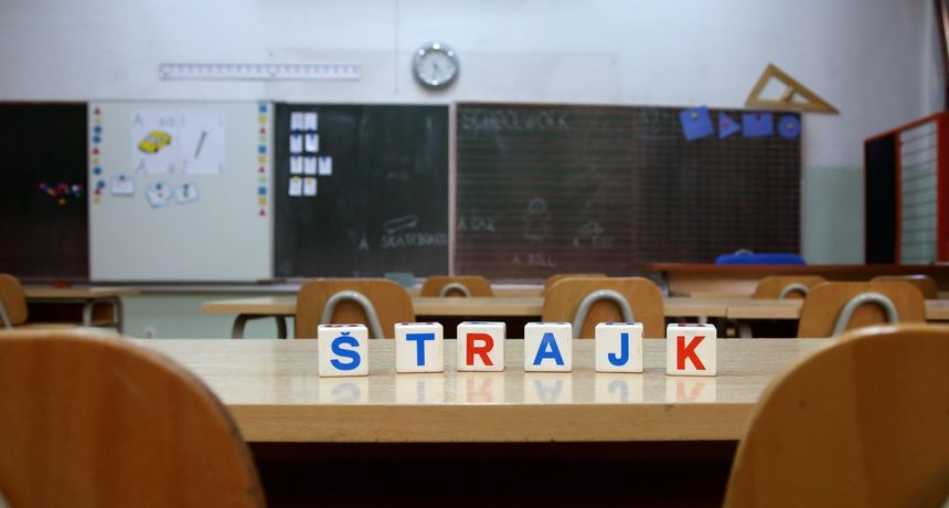 strajk-deafbab249cc1f08c24dba74c9658bb4_view_article_new strajk-deafbab249cc1f08c24dba74c9658bb4_view_article_new
