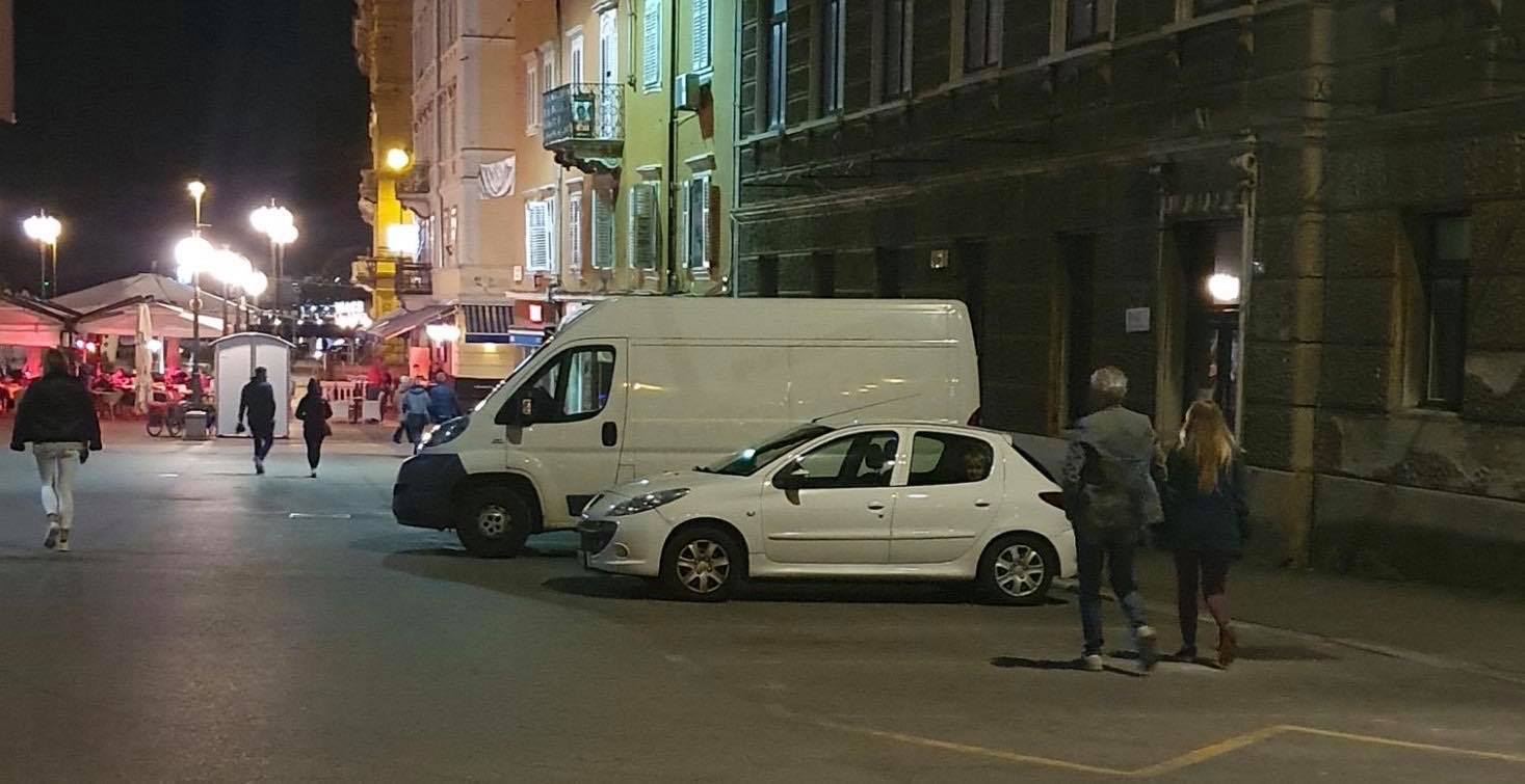 trg parking 1 korzo
