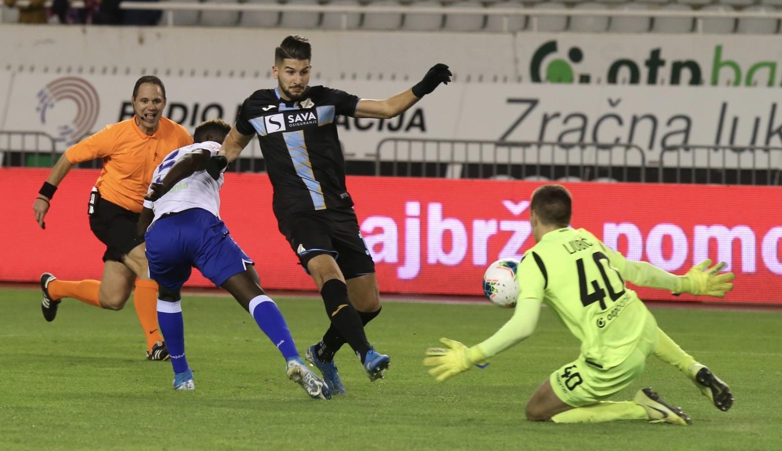 Split: U 17. kolu HT Prve HNL sastali se Hajduk i Rijeka Split: U 17. kolu HT Prve HNL sastali se Hajduk i Rijeka
