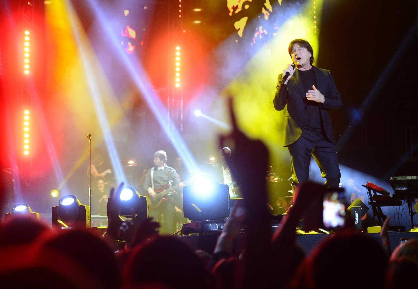 Zagreb: Koncert Zdravka Čolića u Areni Zagreb Zagreb: Koncert Zdravka Čolića u Areni Zagreb