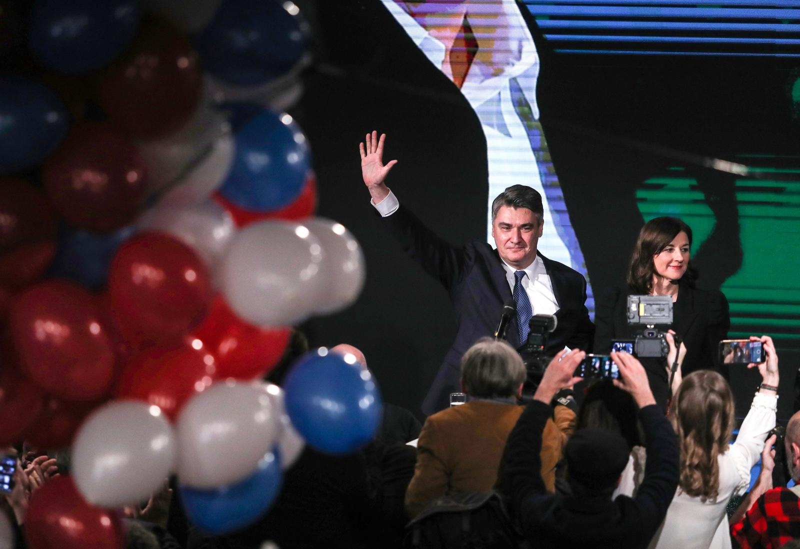 Zagreb: Zoran Milanović obratio se nakon objave prvih neslužnenih rezultata Zagreb: Zoran Milanović obratio se nakon objave prvih neslužnenih rezultata