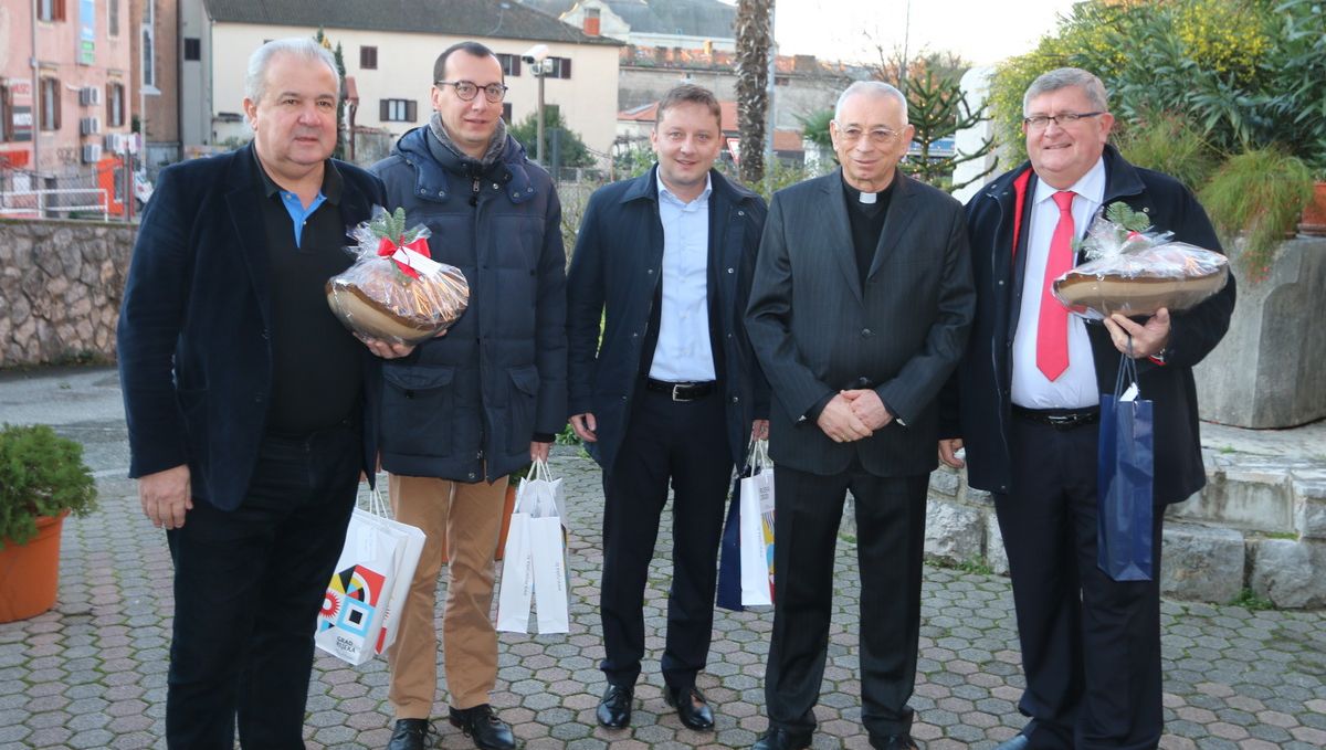 Predstavnici-Grada-čestitali-Božić-čelnicima-Riječke-nadbiskupije-4