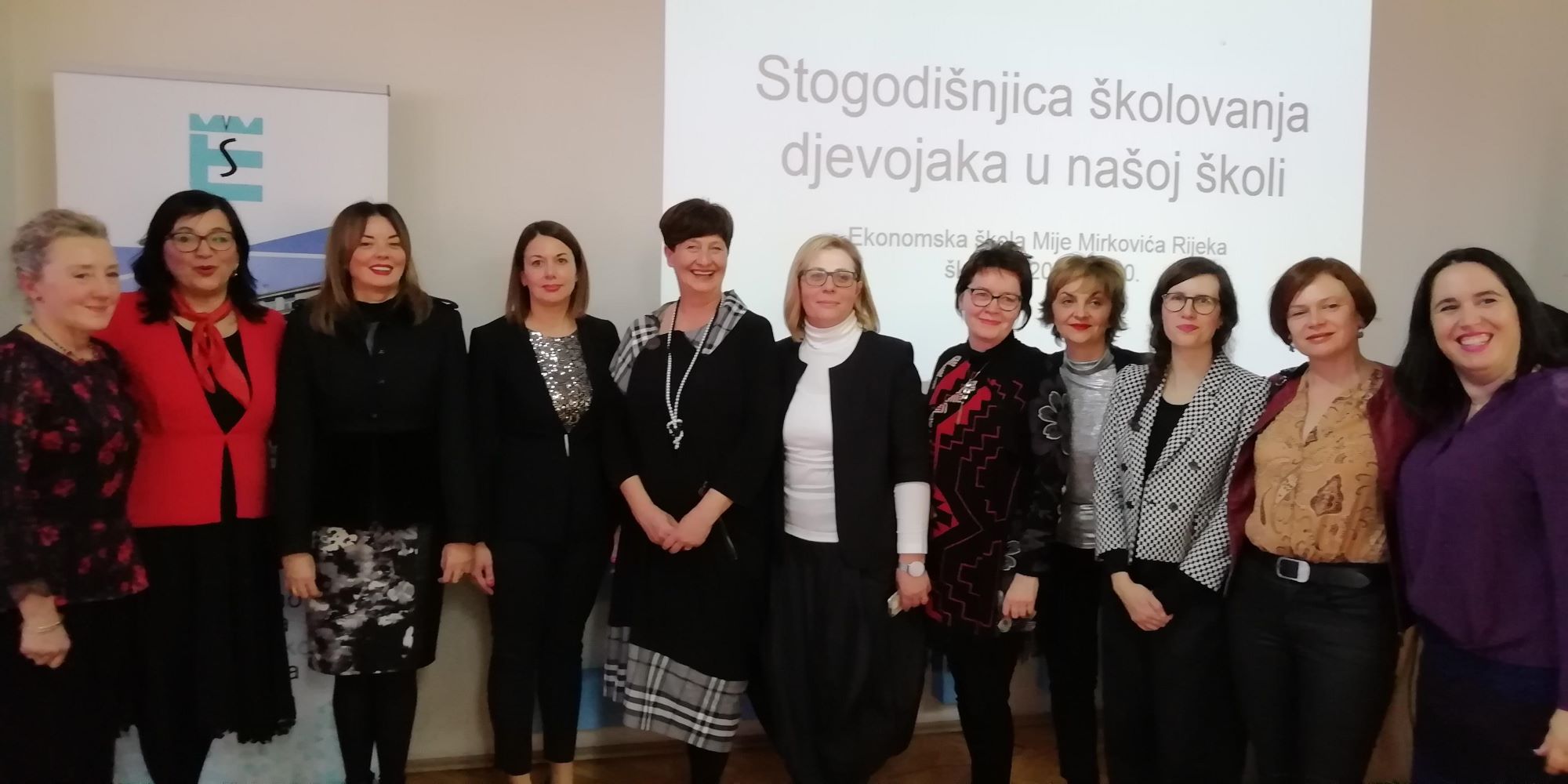 ekonomska 100 godina djevojaka