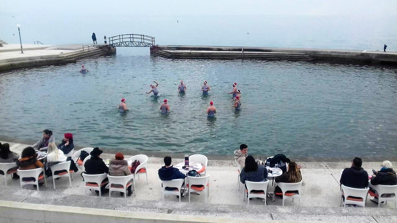 kukali 1 prosinac 2019