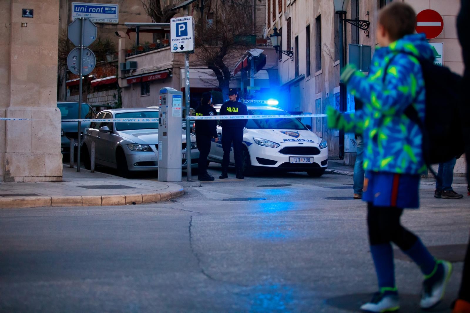 U centru Splita upucana dva muškarca U centru Splita upucana dva muškarca