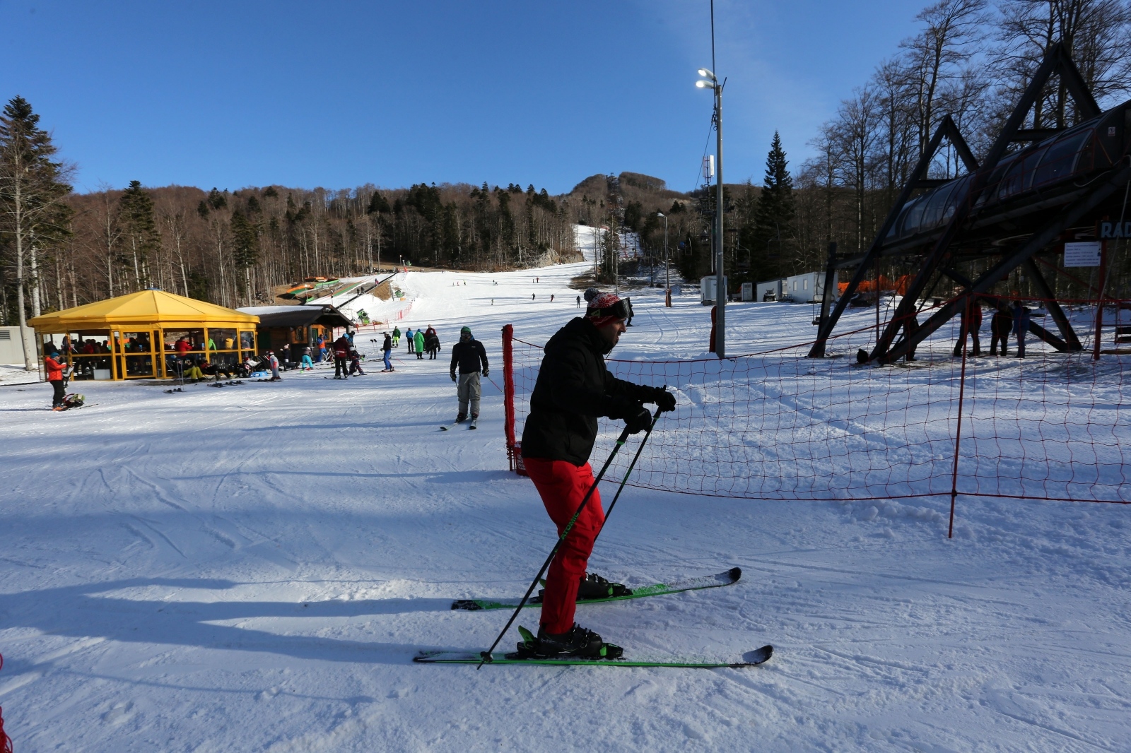 Na Platku počela sezona skijanja