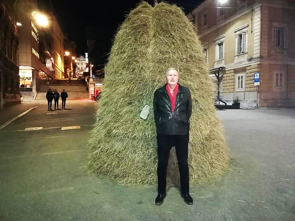 stog sijena čuvar