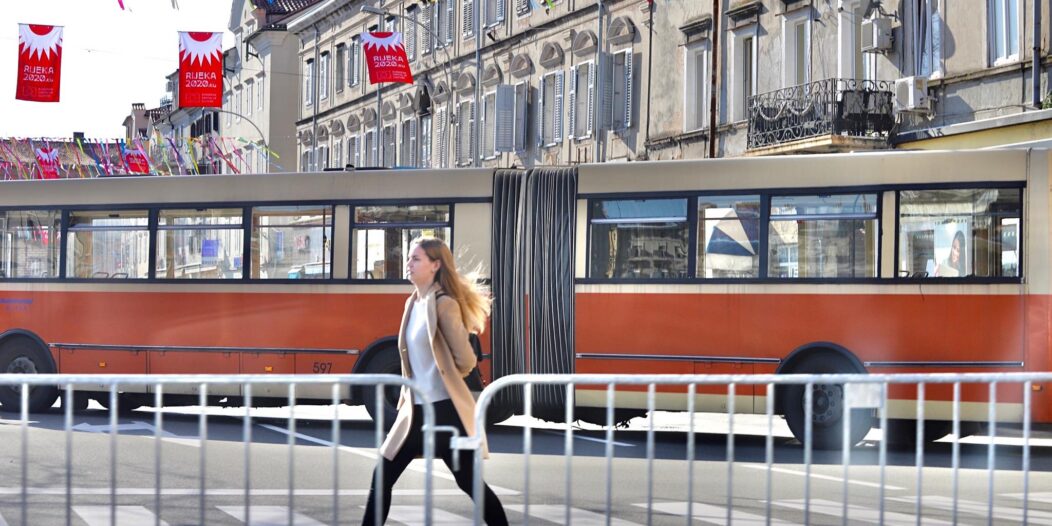 blokada promet fiumara karneval pješak blokada promet fiumara karneval pješak