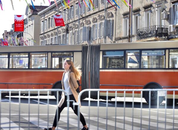 blokada promet fiumara karneval pješak