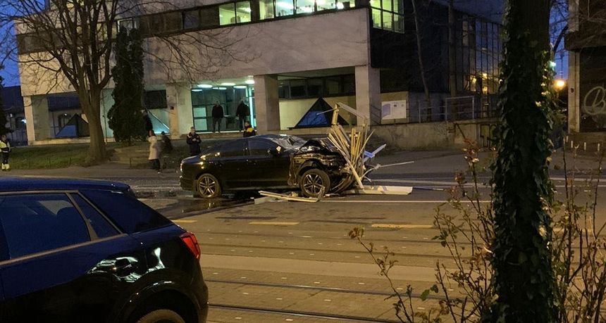 nesreća zagreb audi tramvajska stanica vijesti.hr