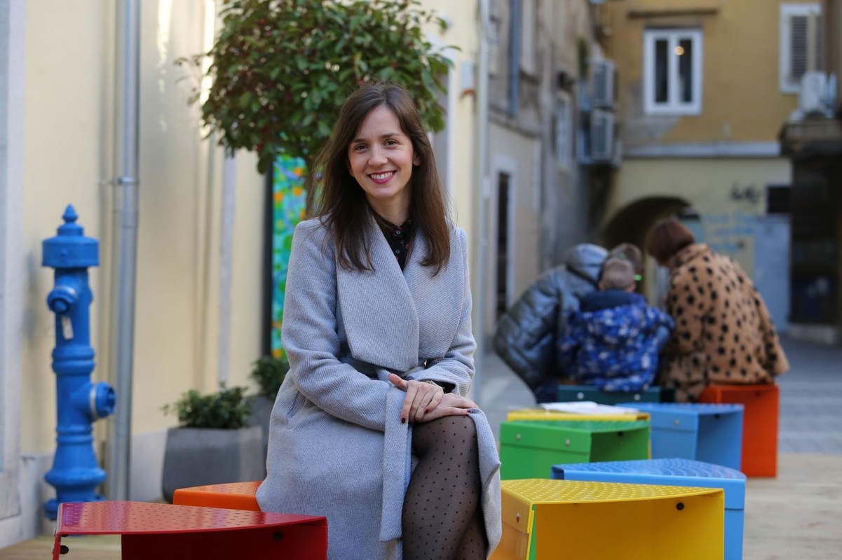 teta pričalica