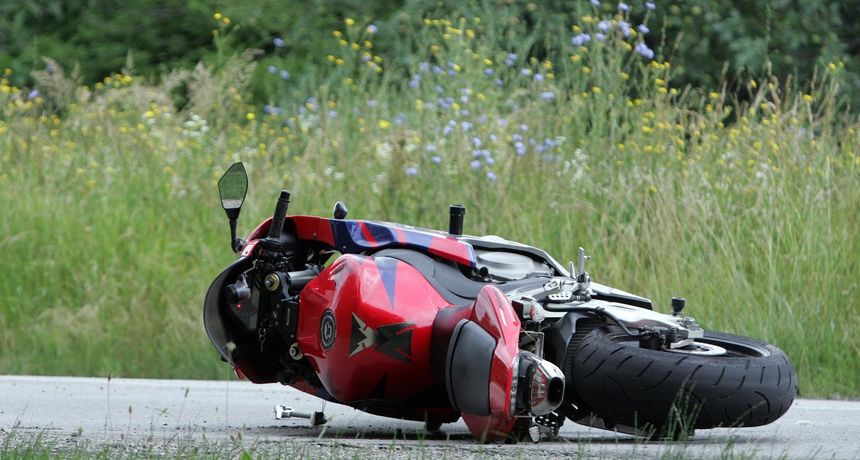 motocikl nesreća pixsell motocikl nesreća pixsell