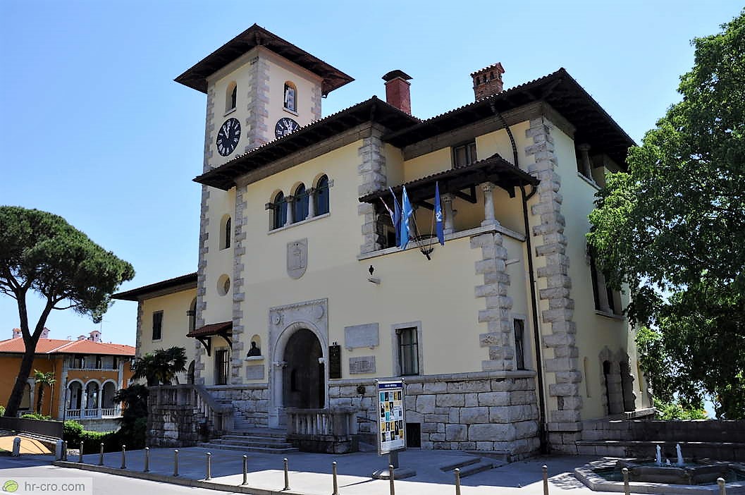 opatija_gradska_vijecnica