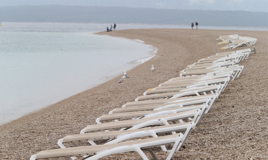 prazna plaža
