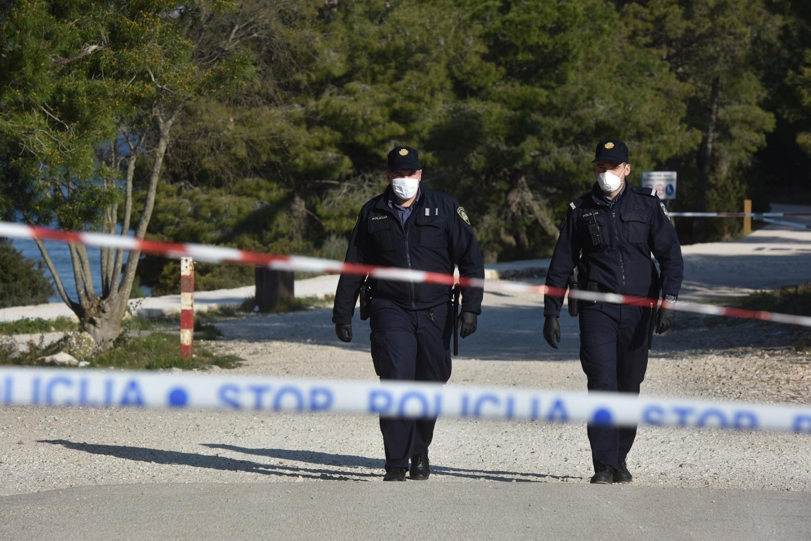Šibenik: Policija zatvorila šetnicu u kanalu sv. Ante zbog mogućnosti okupljanja građana