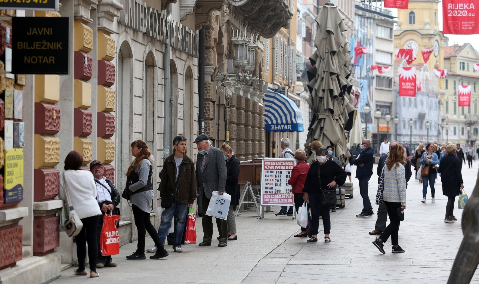 Rijeka: Od danas su otvorene trgovine i neke uslužne djelatnosti Rijeka: Od danas su otvorene trgovine i neke uslužne djelatnosti