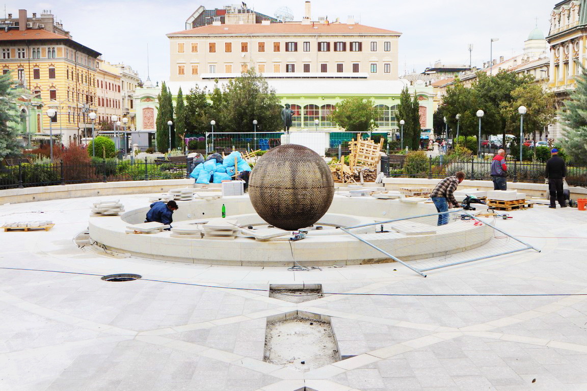 U-Kazališnom-parku-pored-Hrvatskog-narodnog-kazališta-Ivana-pl.-Zajca-traje-uređenje-fontane-i-okolnog-prostora19 U-Kazališnom-parku-pored-Hrvatskog-narodnog-kazališta-Ivana-pl.-Zajca-traje-uređenje-fontane-i-okolnog-prostora19