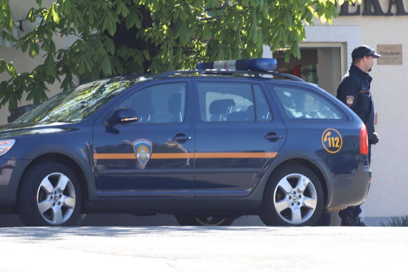 civilna zaštita auto rijeka civilna zaštita auto rijeka