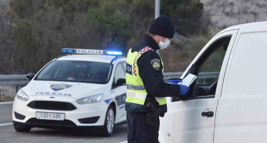 policija-propusnice-000afe2227978ab111078c04f68afdb8_view_article_new