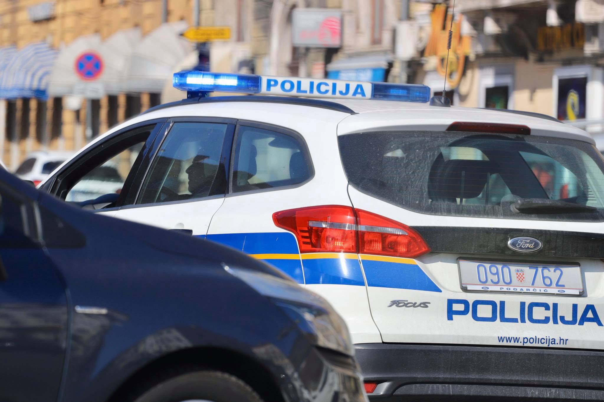 policija rijeka korona221 policija rijeka korona221