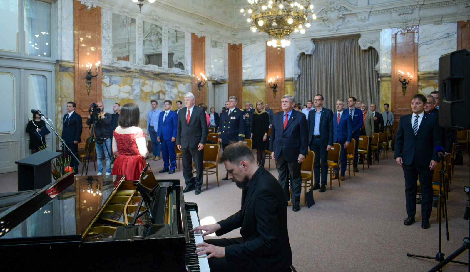 Komadina Guvernerova Dan Državnosti Komadina Guvernerova Dan Državnosti