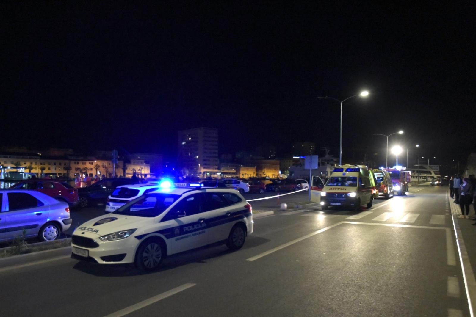 Zadar: Automobilom sletjeli u more, poginula dvojica mladića Zadar: Automobilom sletjeli u more, poginula dvojica mladića