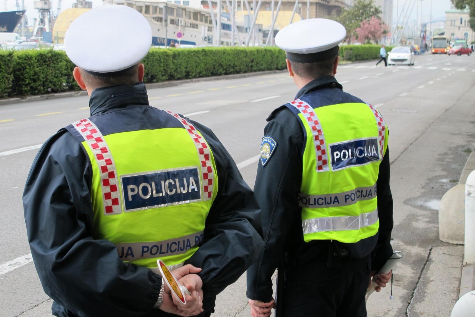 policija policija