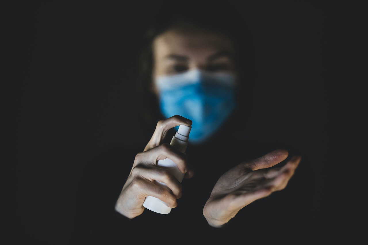koronavirus dezinficijens ruke covid