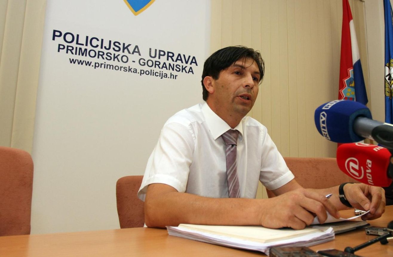policija policija